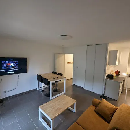 Bel De Standing Rdc, Terrasse, Parking Securise Апартаменты *